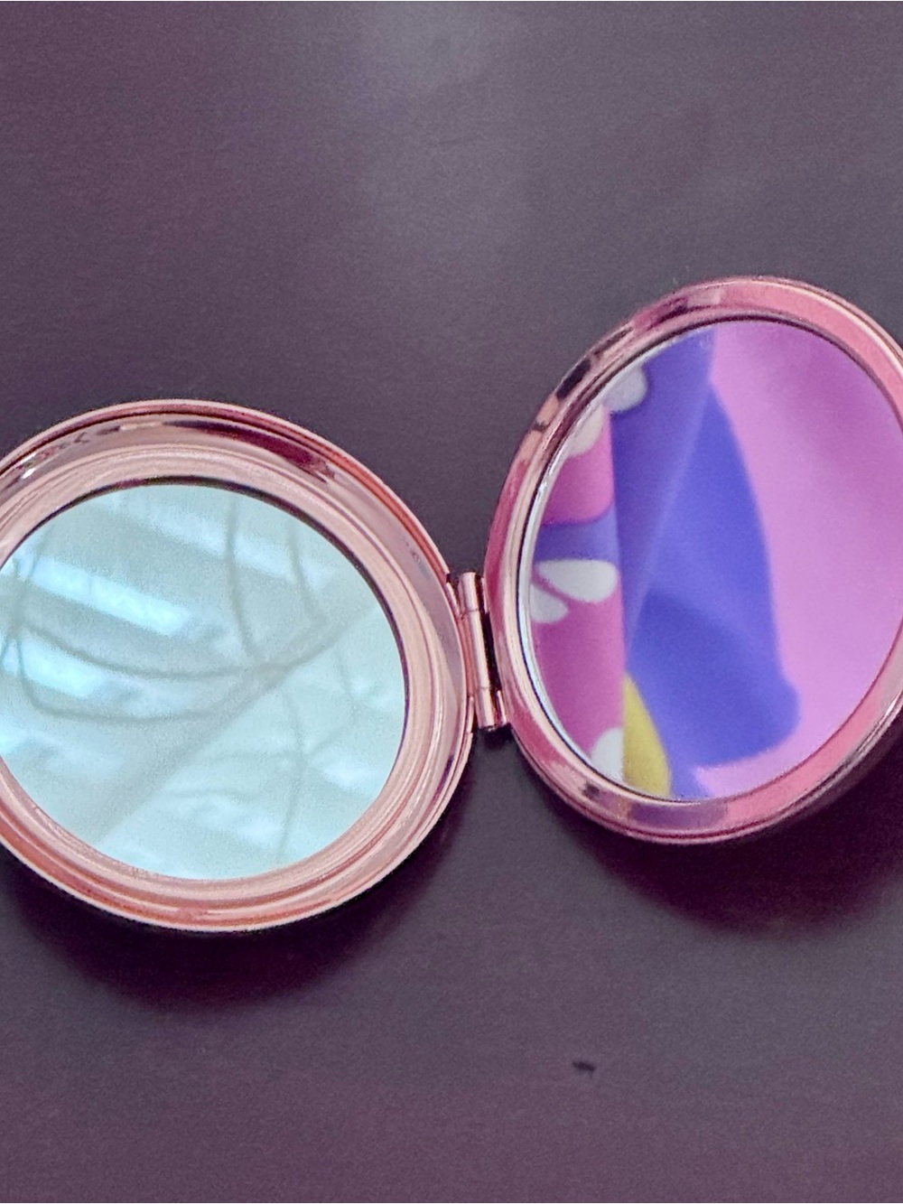 Compact Mirror - Rose Gold "Sometimes You Forget You're Beautiful" - Picture 4 of 4